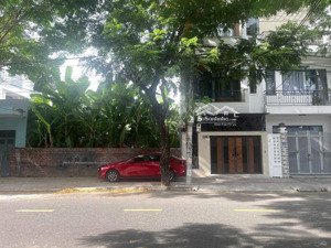 bán 2 lô liền kề tặng nhà đang cho thuê tháng 15 triệu- đường quách thị trang trục thẳng