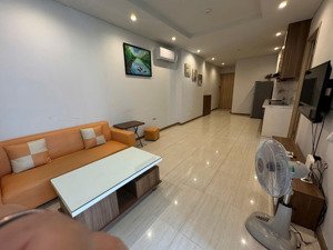 bán căn 1 phòng ngủ mã hiếm hướng đông 2 ban công