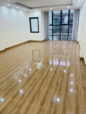 cho thuê gấp văn phòng 60m2 miếu đầm, mễ trì, nam từ liêm giá chỉ 8 triệu/tháng