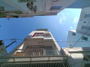 pass gấp phòng chdv quận 1 apartment lease transfer in district 1