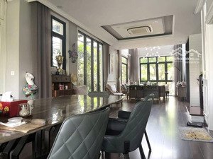 cho thuê bt mặt hồ vinhomes thăng long nhà đủ đồ cao cấp giá hấp dẫn 30 triệu vào ở ngay