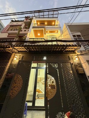 nhà mới hẻm thông xe hơi hoàng bật đạt 4x11m, 3pn + phòng thờ, giá 7.5 tỷ, hh 1%