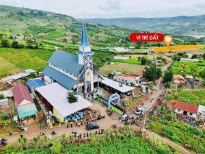 tôi chủ đất cần bán đất full thổ cư 8x24m, 391 triệu, gần sân bay liên khương đà lạt,sổ hồng riêng