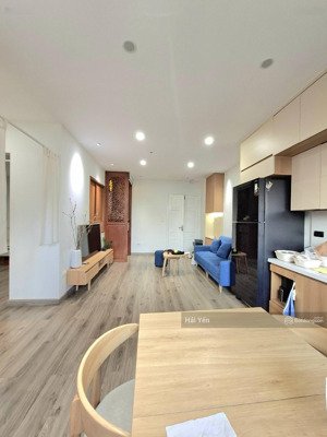 bán căn hộ chung cư trần quý kiên - cầu giấy - 2 ngủ - 1 khách, sẵn sổ đỏ, nhỉnh 6 tỷ