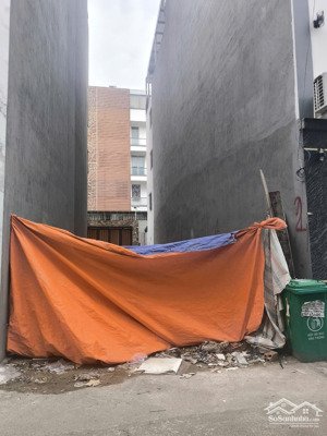 bán lô đất hẻm oto né gần emart phy dt gần 100m2 ko lỗi pt thích hợp cho gdinh 2,3thế hệ hay chdv