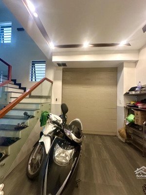 19 tỷ 100m2 mtkd 5m x 20m x 5 tầng 9pn siêu đẹp. cmt8, lý thường kiệt, phạm văn hai, hoàng văn thụ
