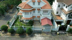 giảm 5 tỷ chốt 110tỷ căn biệt thự mt khu fideco 14 thảo điền, q2. dt: 333m2 3 tầng có hdt ổn định