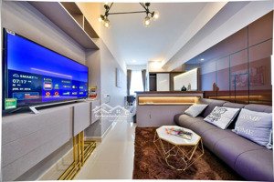 thuê nhà đẹp view thoáng nội thất mới ở the tresor số 39 bến vân đồn q4 giáp q1, q7. l/h 