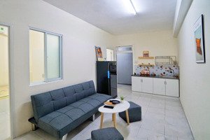 căn hộ 2pn free 4 xe full nội thất ngay bắc hải, công viên lê thị riêng giá tốt chỉ 8tr