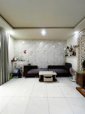 6,5 tỷ - 56m2(5/6mx10m) - hoàng hoa thám - 3 tầng btct - sổ hồng 2025, nở hậu - chủ ngợt nóng 3pn