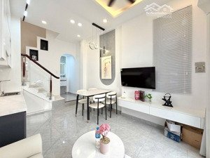 nguyễn văn trỗi sát mặt tiền nhà mới ở ngay chỉ 5.85 tỷ tl