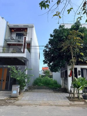 chính chủ gửi bán lô đất mt đường hòa minh 28, đà nẵng.