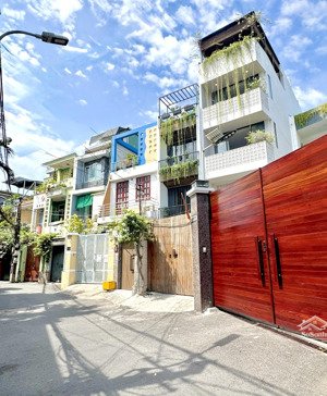 gấp giảm 3tỷ - sát mặt tiền lê quang định, 3tầng (5 x 22) hẻm oto 5m. vị trí rất đẹp dân trí cao