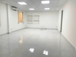văn phòng 19 sông nhuệ, tân bình (đối diện sân bay tân sơn nhất) 50m2 = 12 tr bao phí quản lý