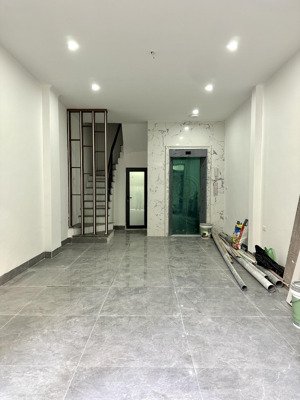 bán nhà mặt ngõ quỳnh thanh nhàn dt 40m x 5 tầng thang máy