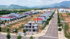 lô 7,5 x 20m vị trí khai thác kinh doanh cực tốt