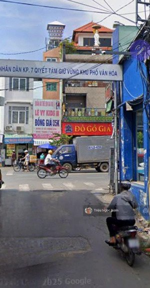 ngay emart phan văn trị đất vàng xây chdv 102m2 hẻm nhựa 10m chỉ 12.2 tỷ