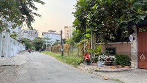 bán nhà 2mt 204bx nguyễn văn hưởng, 12x29, 369m2, 1 hầm, trệt, 1 lầu, st 5pn, 92 tỷ