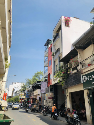 nhà đẹp - đề thám - q1 - 4 tầng - 31m2 - sổ riêng - chỉ 7,5tỷ