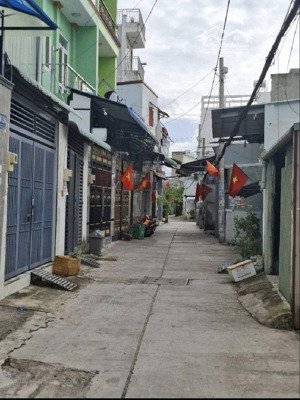 bán nhà ngay hồ học lãm, kinh dương vương, bến xe miền tây