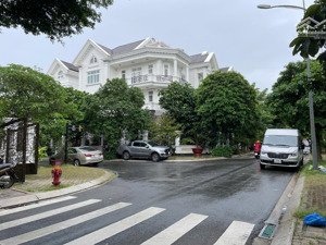 bán căn biệt thự 2 mặt tiền đường khu cityland garden emart, dt: 12.5 x 20m, thang máy