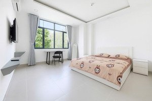 căn hộ 40m2 full nội thất cửa sổ lớn ngay xô viết nghệ tĩnh giá chỉ 6tr8 lh giáp quận 1