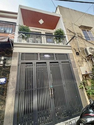 lê văn quới - 40m vuông - 3pn - không lộ giới - hẻm 4m - hoàn công - nhà nở hậu - giá chỉ 4.55 tỷ