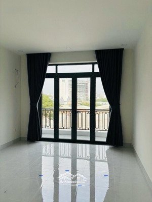 bán nhà to gần võ văn kiệt(4x24m), 4 tầng ,ô tô ngủ nhà giá 7.4 tỷ.