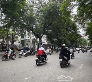 29 tỷ - thái hà nhà mặt ngõ thông - phân lô ô tô tránh - vỉa hè kinh doanh nhộn nhịp - dt40m2 * 4t