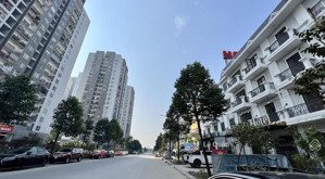 hiếm giỏ hàng đẹp kđt đại kim hacinco giá nhỉnh 2 x tỷ kd đỉnh phân lô