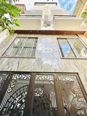 bán gấp chdv - ccmn - nguyễn trãi - 60 m2 - 7 tầng tm - 2 thoáng - 15 phòng - giá: hơn 14 tỷ