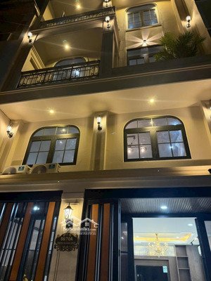 siêu phẩm nhà 5 tầng trung tâm phú nhuận hẻm vf3 cách mặt tiền 20m full nội thất