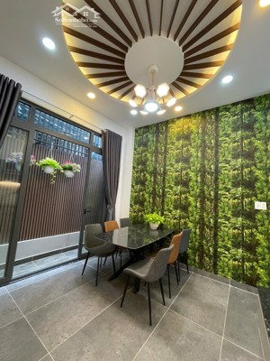 nhà mới chào xuân bính ngọ diện tích: 4m x 13.5m kết cấu: nhà mới xây, thiết kế hiện đại