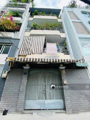 siêu vị trí! ngang khủng 6.3m - 59.4m2 (vuông vức), 4 tầng hxh nguyễn bỉnh khiêm, q1 chỉ 18.5 tỷ tl