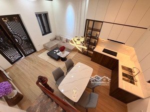 ba đình an sinh đỉnh gần phố mặt tiền rộng