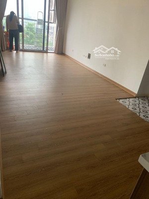 bán căn hộ tòa ax2 18 nguyễn cơ thạch, mỹ đình, 70m2, 6 tỷ, 3 ngủ, 2 vs, sổ đỏ cc, full nội thất.