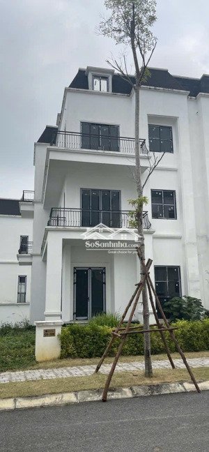 cần bán nhanh căn biệt thự xanh villas tiến xuân, thạch thất chỉ 19 tỷ