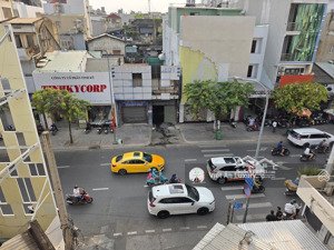 siêu phẩm dòng tiền 1 tỷ/năm. mặt tiền đinh tiên hoàng, quận 1 - full nội thất pccc. giá 19.8 tỷ