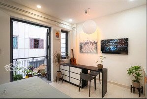 cho thuê chdv nằm ngay trung tâm q1, thuận tiện di chuyển qua các quận, máy giặt riêng, full nt