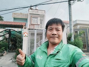 nhà mt đẹp, nở hậu, ở ngay, ngang 3.8m, nở hậu 4m, dài 20m, đoàn nguyễn tuấn, gần chợ bình chánh