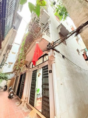 bán nhà phố ngọc khánh, ngõ thông bagac, căn góc 3 thoáng, dân xây kcbt chắc chắn, tặng nt ở ngay