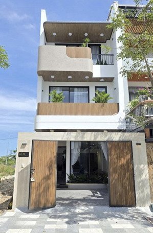 bán căn nhà thiết kế sang trọng, đầy đủ nội thất khu đô thị mỹ gia gói 5