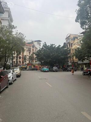 MẶT NGÕ 9 ĐẶNG THÙY TRÂM CẦU GIẤY: DT 70M2, 4 TẦNG, KINH DOANH TỐT, Ô TÔ TRÁNH - 24 TỶ