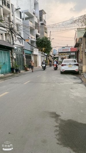 nhà 2 mặt tiền đường số xe tải tránh 50m ra đường lê văn thịnh q2. 4 tầng tặng nội thất 11 tỷ tl