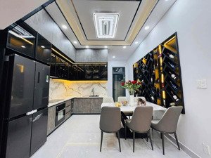 nhà mới đón tết, 64m2 (4x16), 4 tầng, full nội thất, hẻm xe hơi, phú mỹ quận 7, nhỉnh 7 tỷ