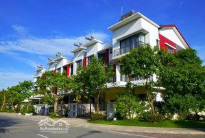 hot hit cần bán biệt thự gamuda 200m giá 54 tỷ