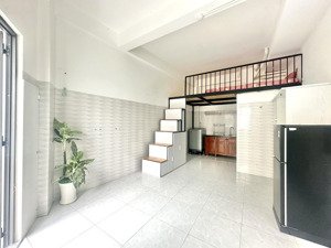 căn hộ gác lững 40m2 full tiện nghi máy giặt riêng lý thường kiệt