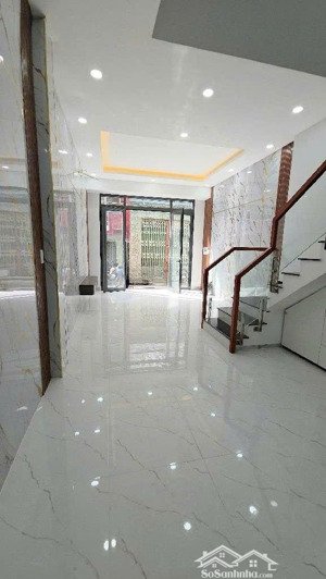 nhà mới còn nghe mùi sơ, chưa ai ở, full nội thất, khách nhanh tay để sở hữu được nhà đẹp ttuyệt