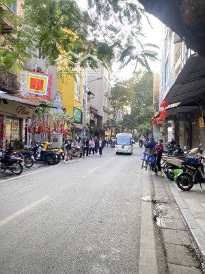 mặt phố cổ hàng vải - nâng tầm giá trị - mặt tiền quyền lực 5.3m - kinh doanh ngày đêm - giá đầu tư