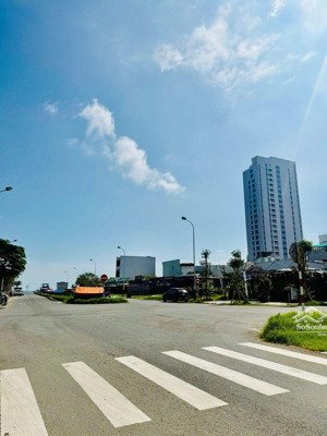 bán đất lô góc 3 mặt tiền nguyễn huy chương gần biển kinh doanh & lưu trú